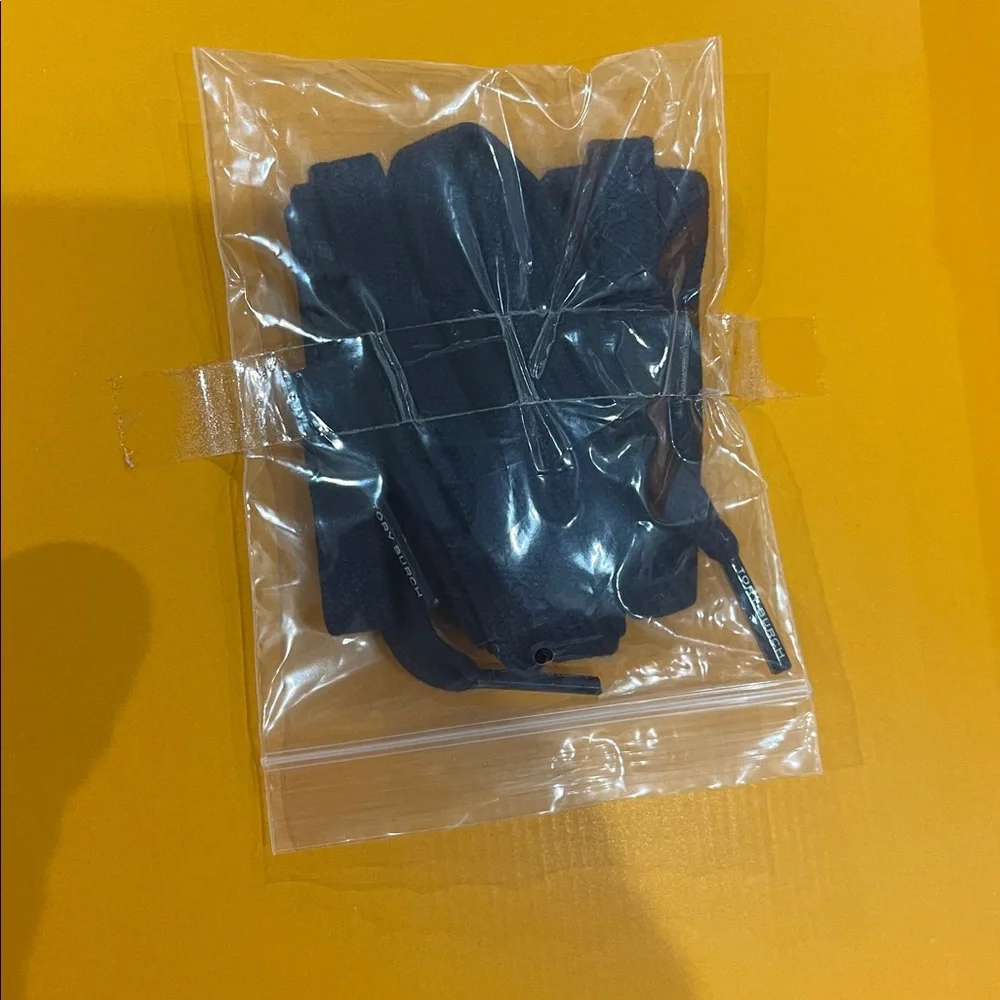 Tory Burch Cream and Black Sneakers(box is  little broken ) - Picture 14 of 16